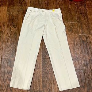 Cream Tommy Bahamas size 34x32 golf pants lightly worn